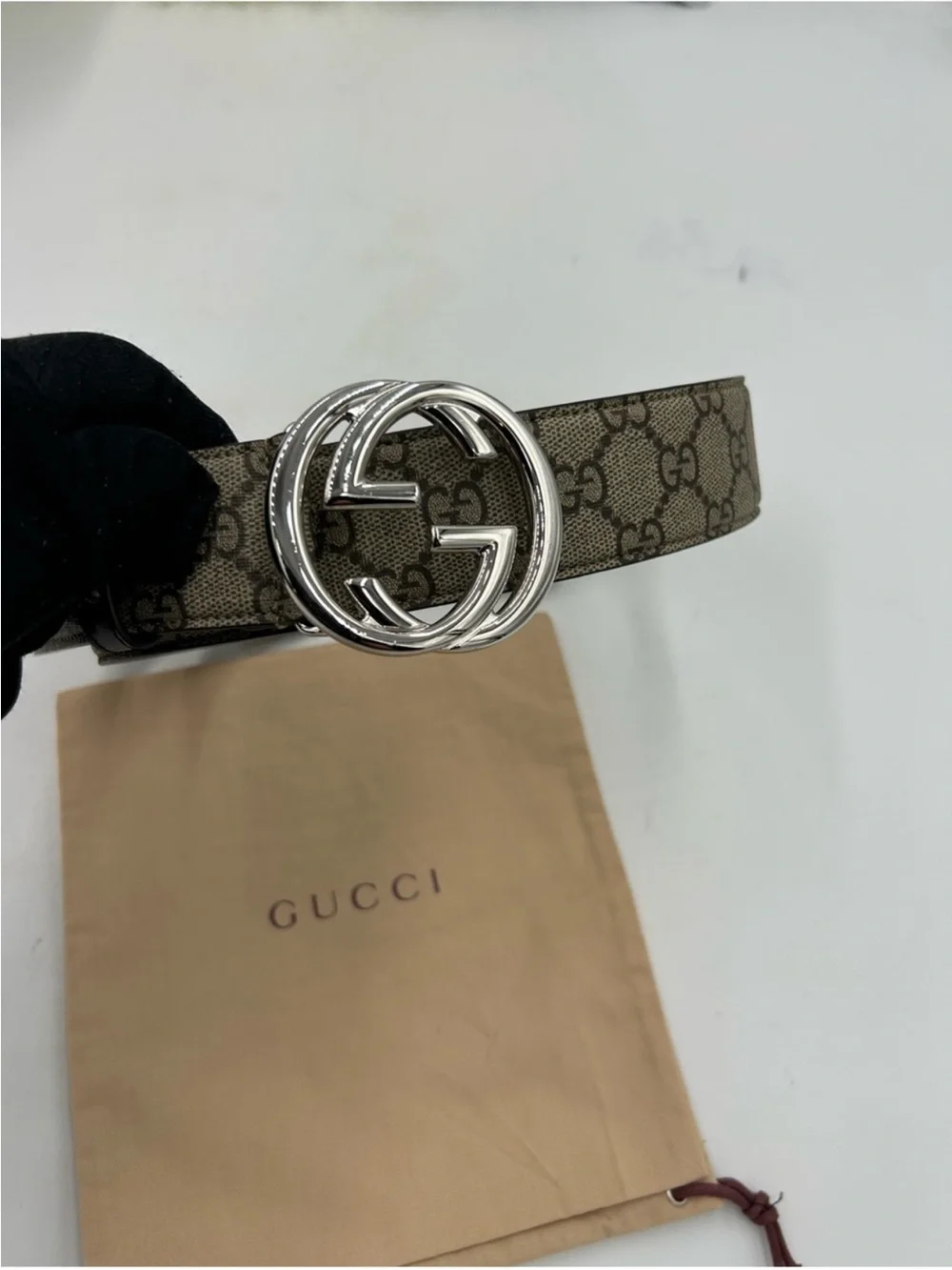 Men’s Gucci GG supreme belt interlocking G buckle size 80/32 inch made Italy